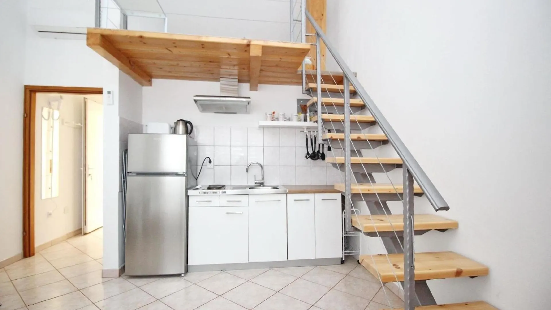 Apartment Wohnung In Baska - B59634